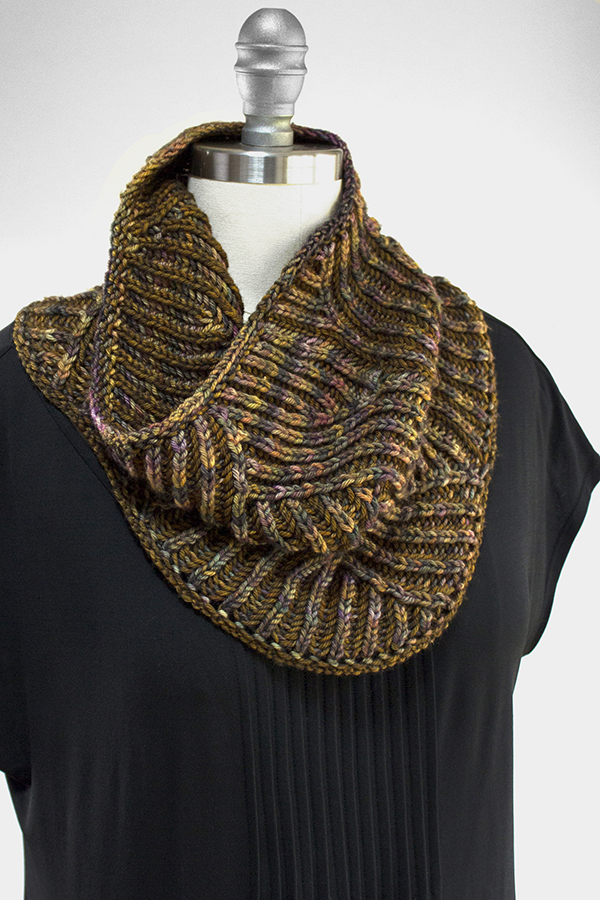 Brioche Class Project cowl knitting pattern