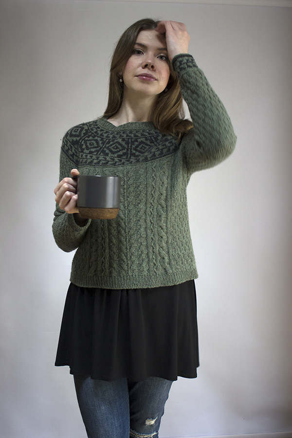 Sunday Knits, Staggered and broken, cashmere, pullover, knitting pattern, raglan, cable decreases